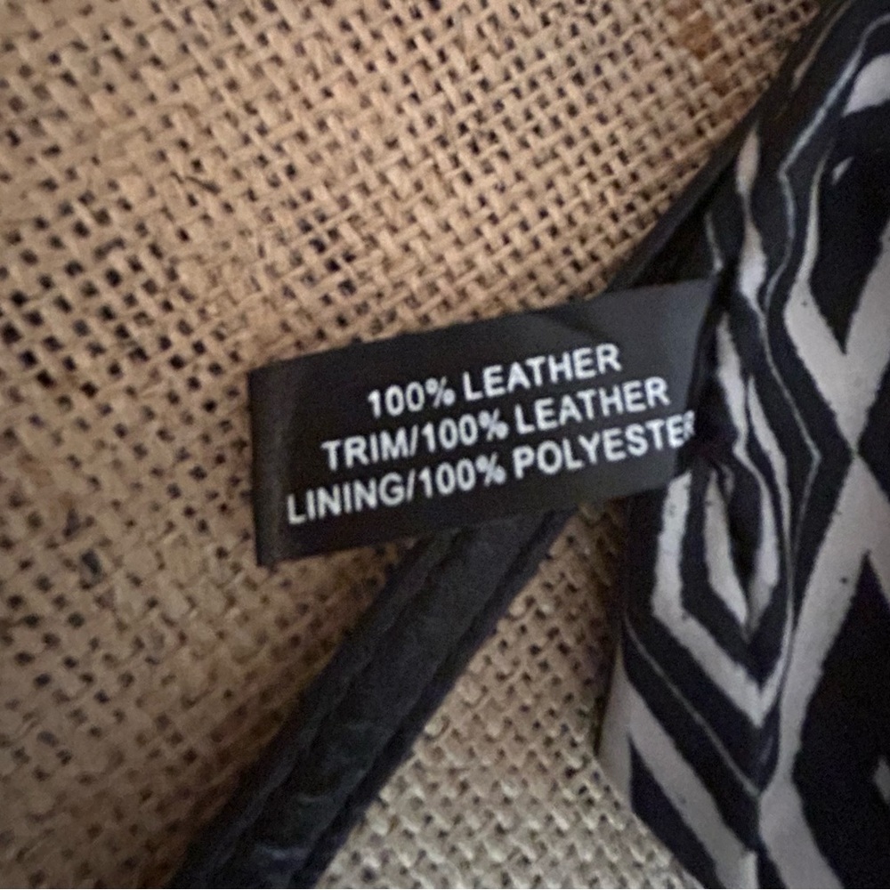 NWOT Sanctuary Black and Cream Genuine Leather Crossbody Bag with Animal Print - Picture 7 of 8